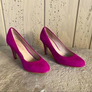👠Aldo Fuchsia Suede pumps